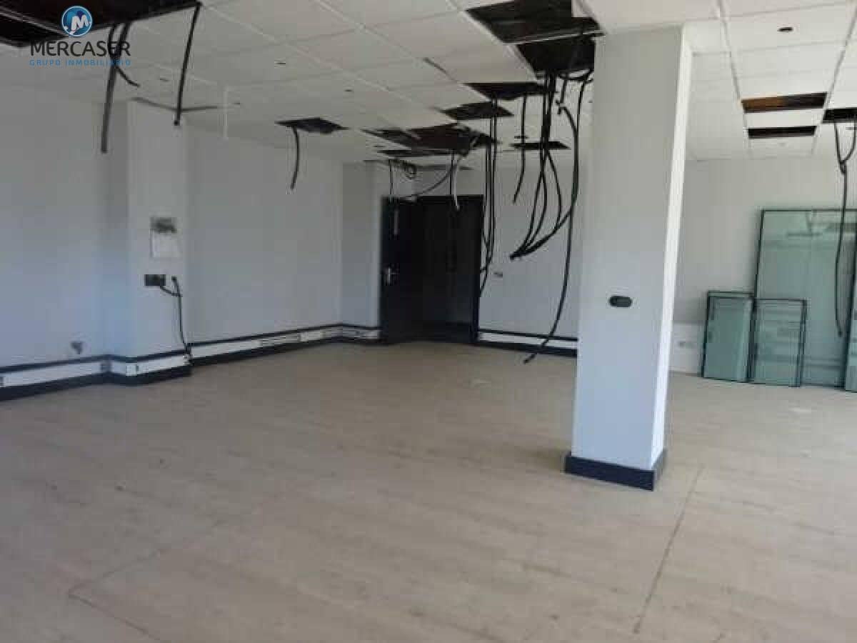 Office for sale in Guadalajara city - € 42,600 (Ref: 9865843)