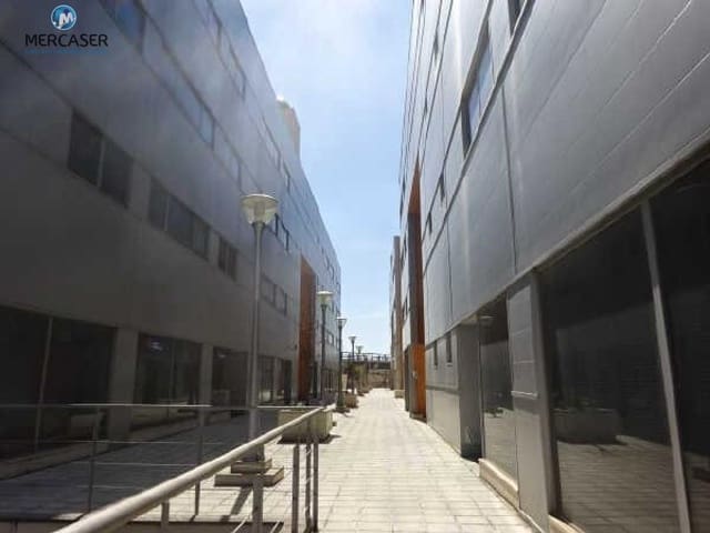 Office for sale in Guadalajara city - € 42,600 (Ref: 9865843)