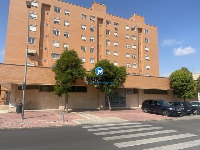 Commercial for rent in Alcalá de Henares with garage - € 9,500 (Ref: 9865850)