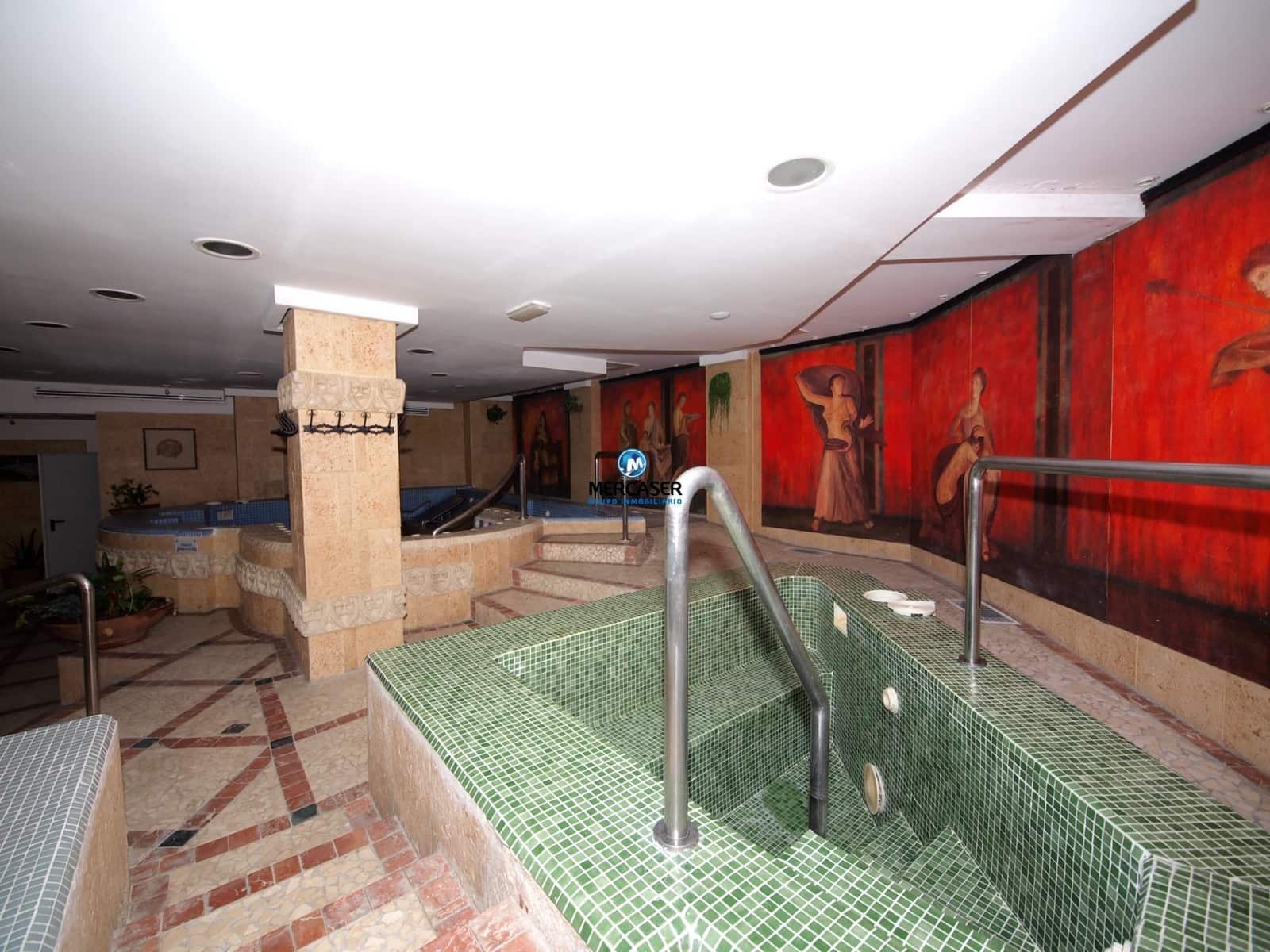 Commercial for rent in Alcala de Henares with garage - € 9,500 (Ref: 9865850)