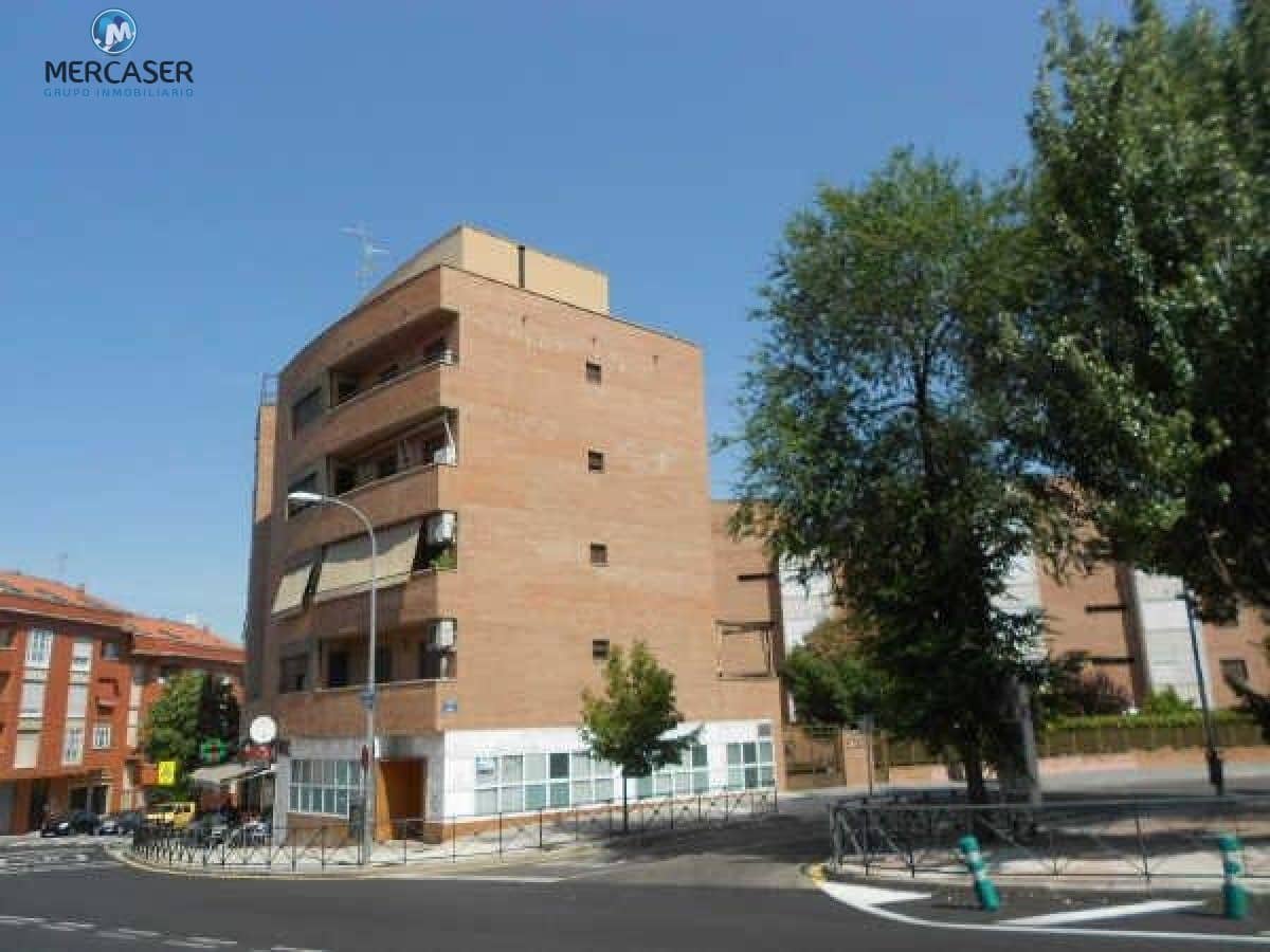 Commercial for sale in Guadalajara city - € 119,000 (Ref: 9865856)
