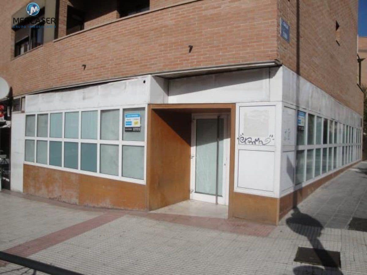 Commercial for sale in Guadalajara city - € 119,000 (Ref: 9865856)