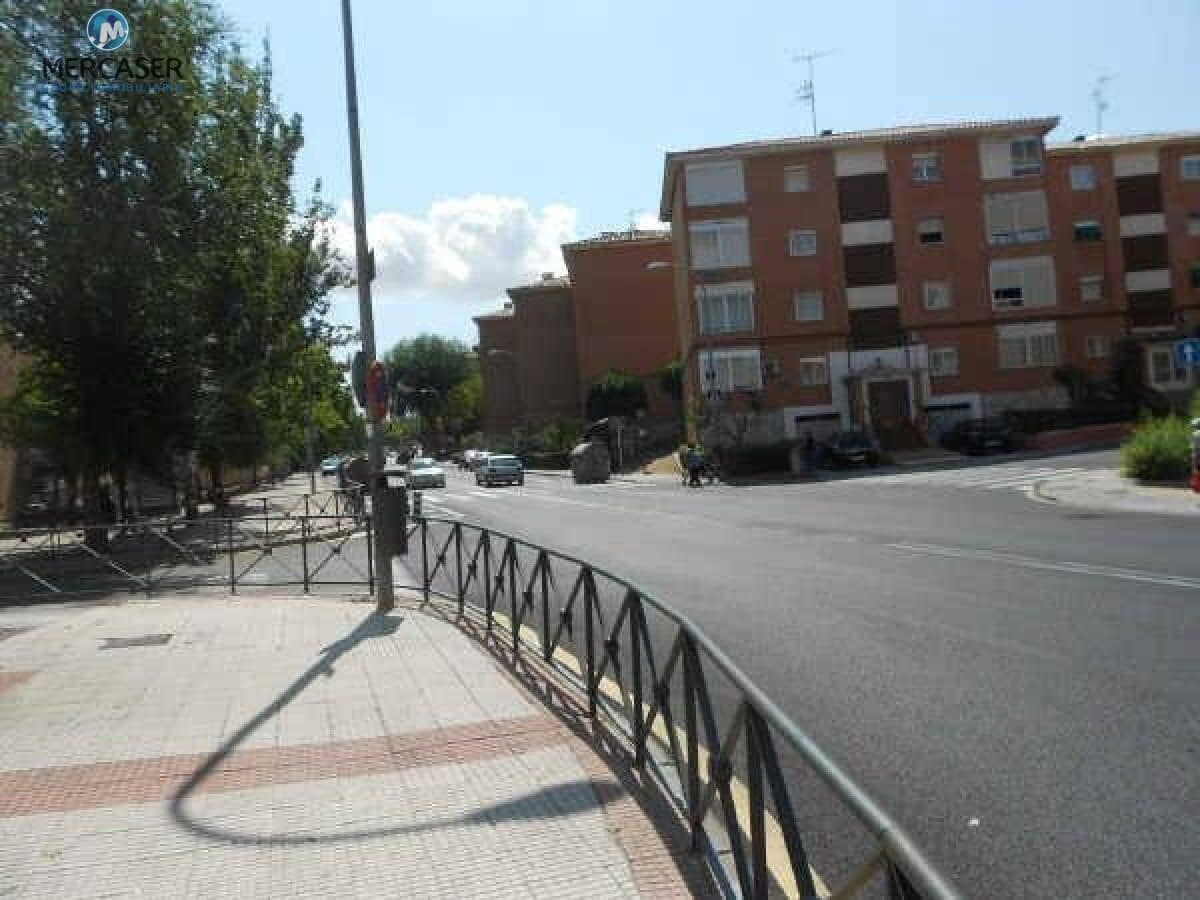 Commercial for sale in Guadalajara city - € 119,000 (Ref: 9865856)