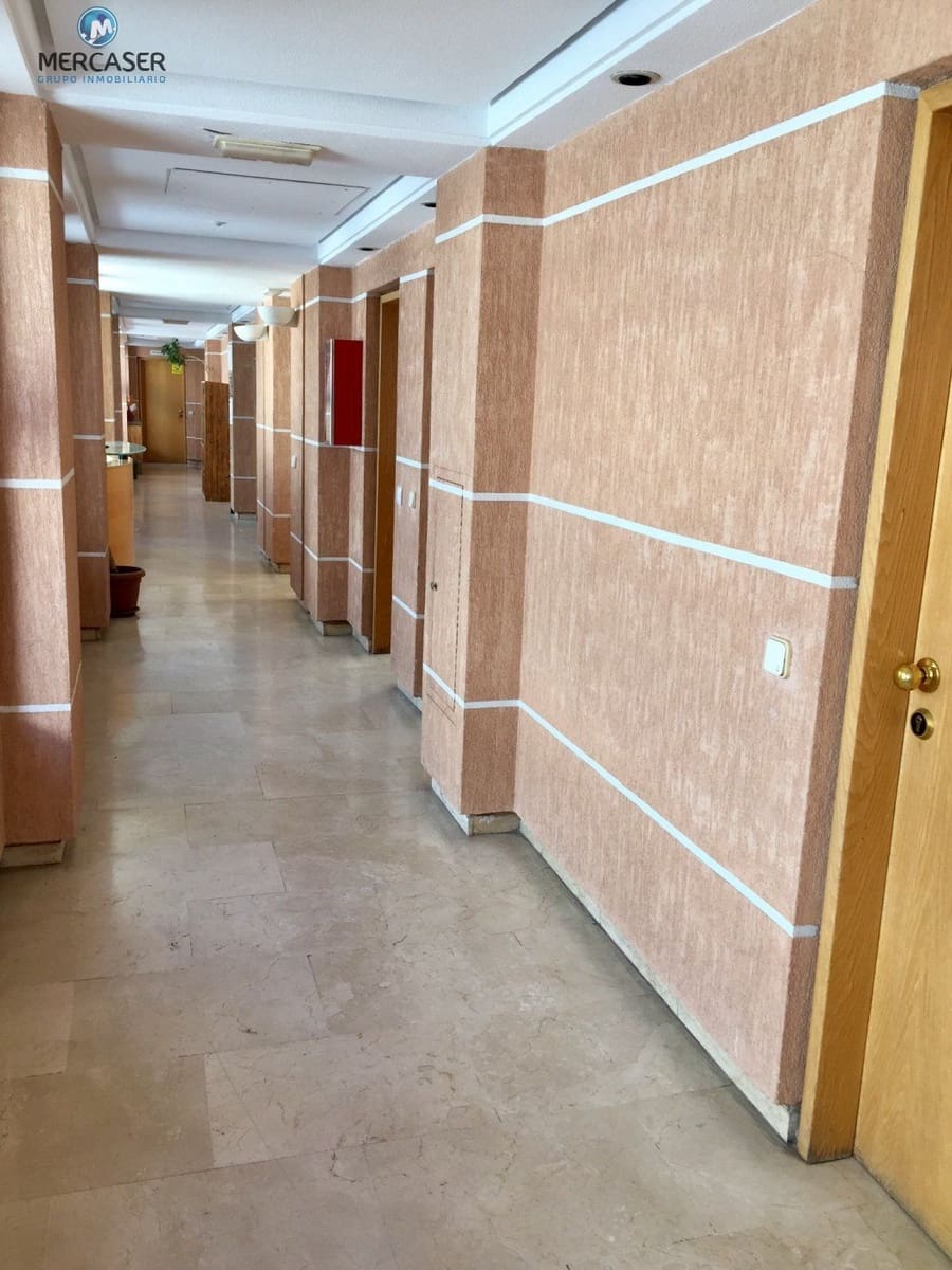 Office for rent in Alcala de Henares - € 575 (Ref: 9865868)