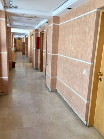Office for rent in Alcalá de Henares - € 575 (Ref: 9865868)