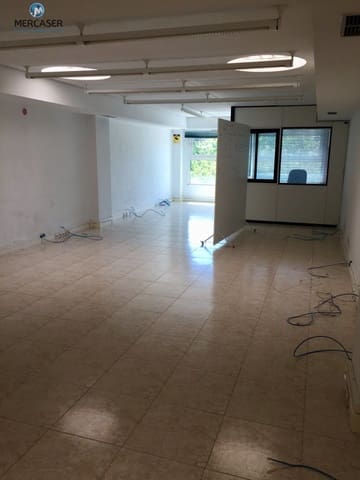Office for rent in Alcalá de Henares - € 575 (Ref: 9865868)