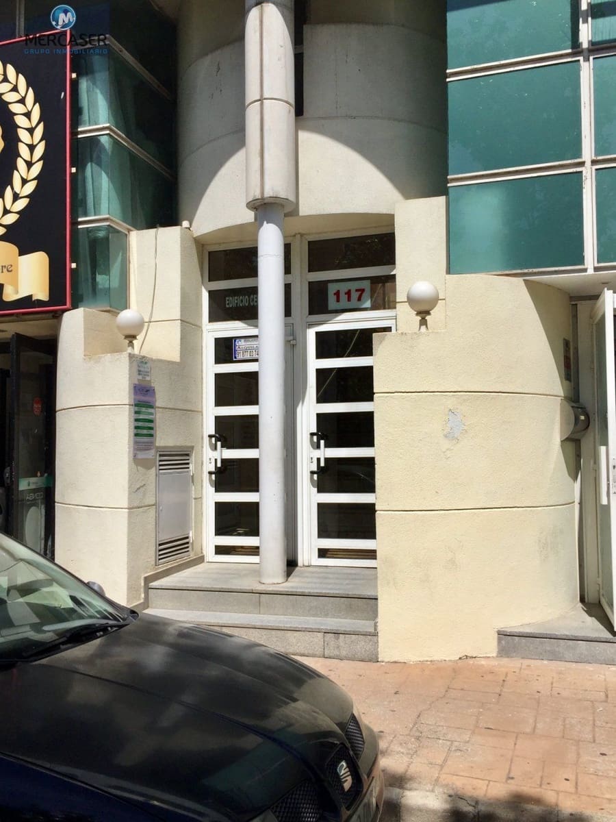 Office for rent in Alcala de Henares - € 575 (Ref: 9865868)