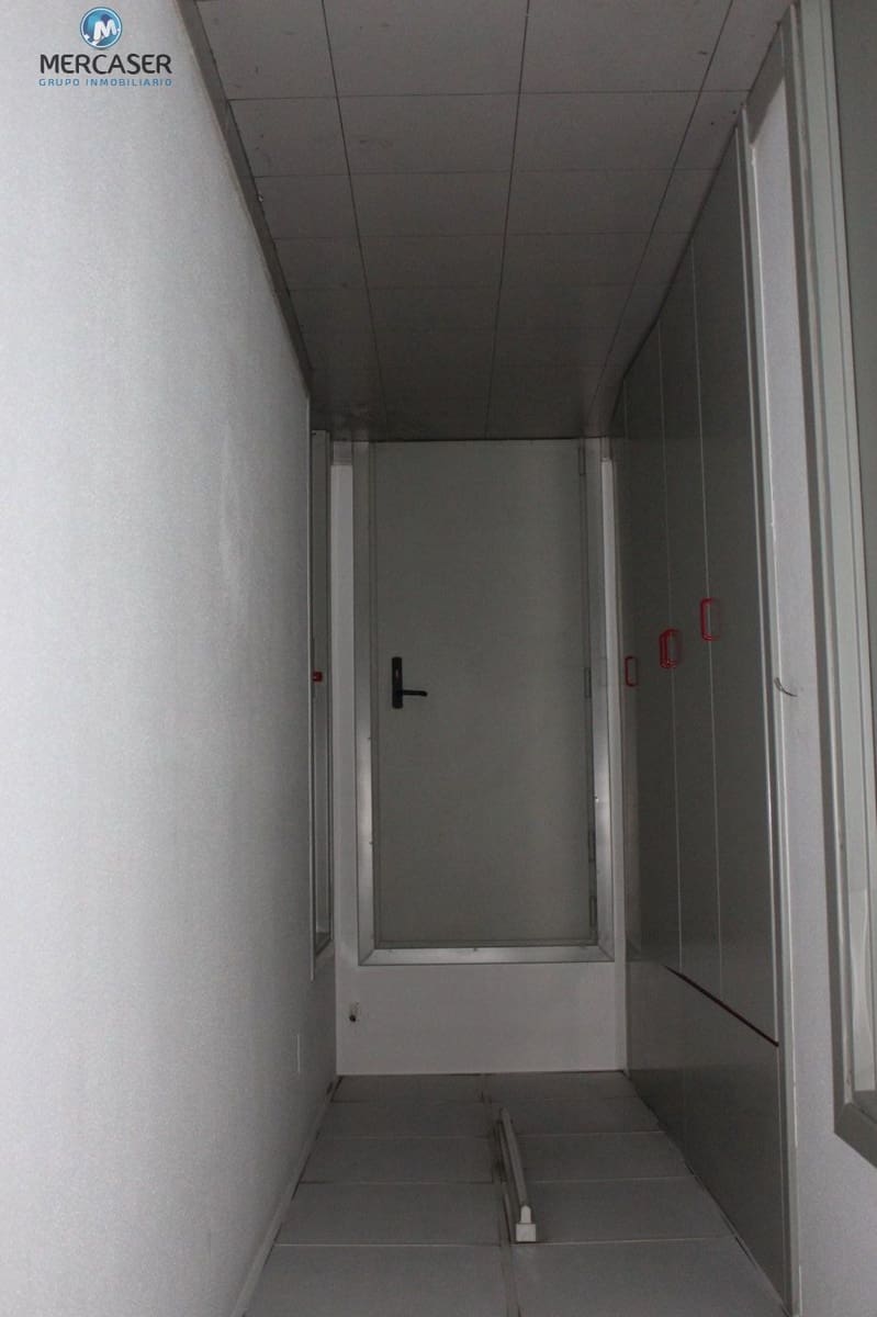 Commercial for rent in Alcala de Henares - € 1,600 (Ref: 9865869)