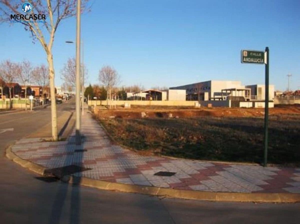 Building Plot for sale in Yunquera de Henares - € 275,000 (Ref: 9865870)