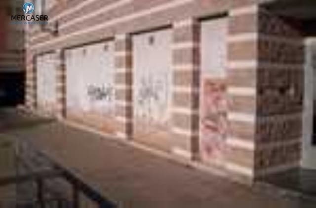 Commercial for rent in Alcalá de Henares - € 3,200 (Ref: 9865872)