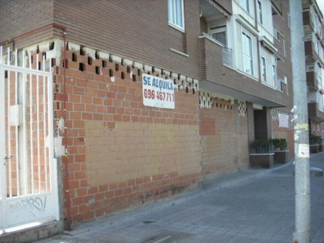 Commercial for rent in Alcalá de Henares - € 2,400 (Ref: 9865873)