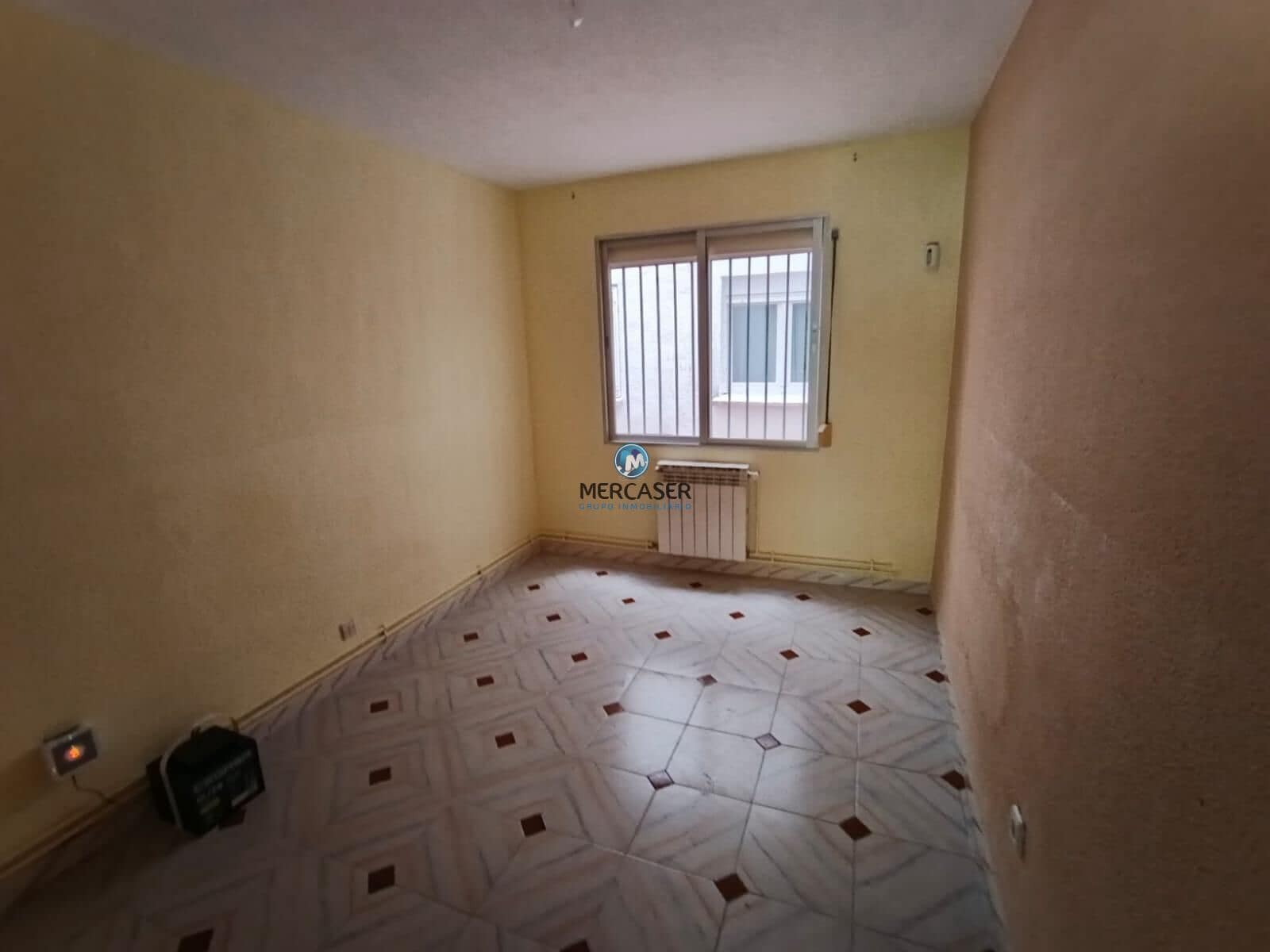 3 bedroom Flat for sale in Torrejon de Ardoz - € 204,000 (Ref: 9867051)