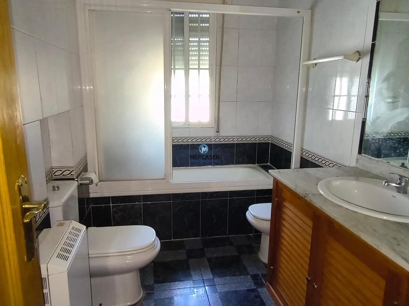 4 bedroom Villa for sale in Nuevo Baztan with pool garage - € 332,100 (Ref: 9876480)