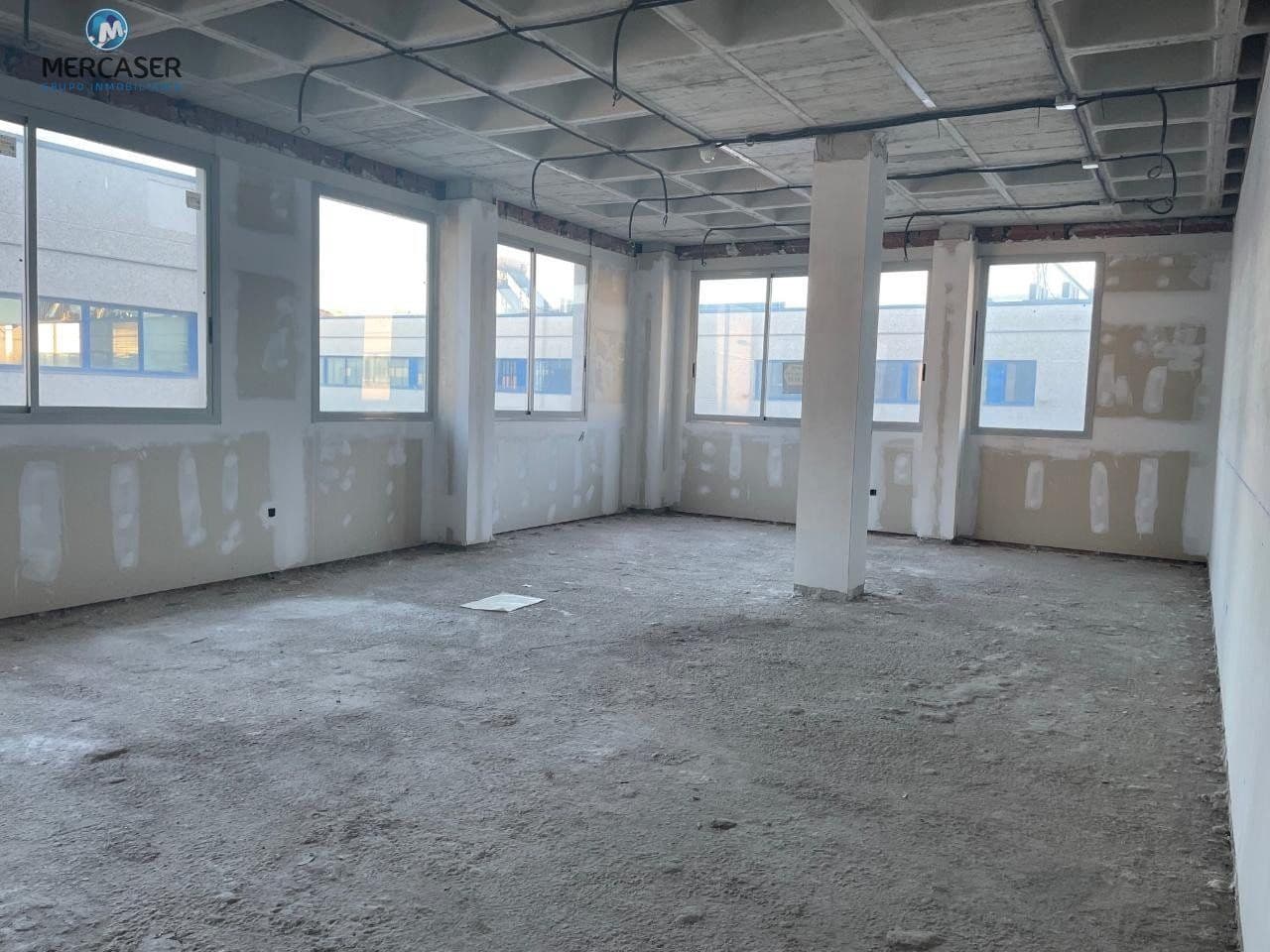 Office for sale in Guadalajara city - € 81,000 (Ref: 9884847)