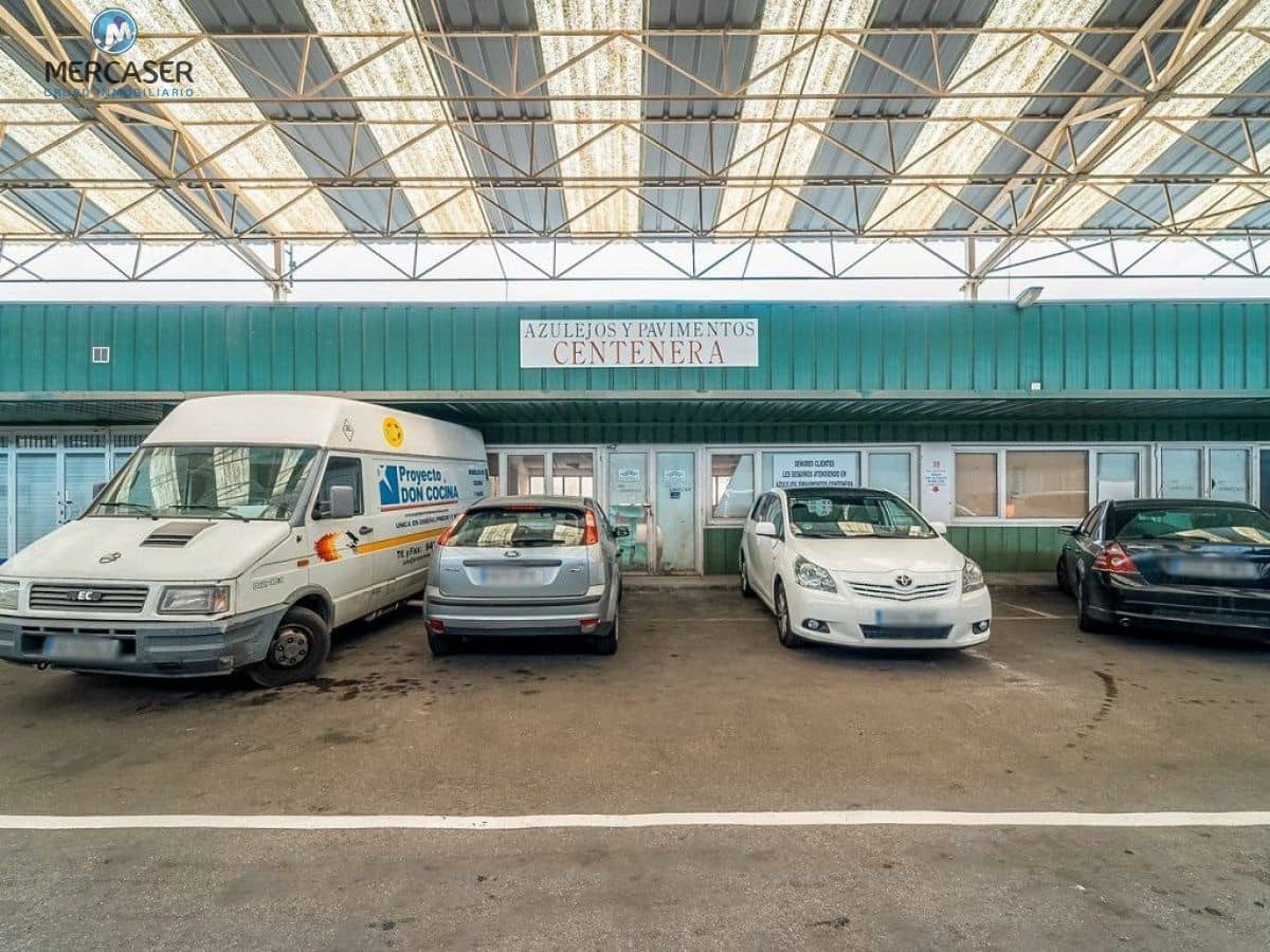 Commercial for sale in Guadalajara city - € 89,500 (Ref: 9884848)