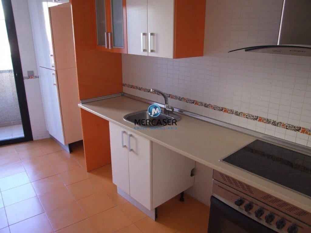 2 soveværelse Lejlighed til salg i Velilla de San Antonio - € 239.000 (Ref: 9892412)