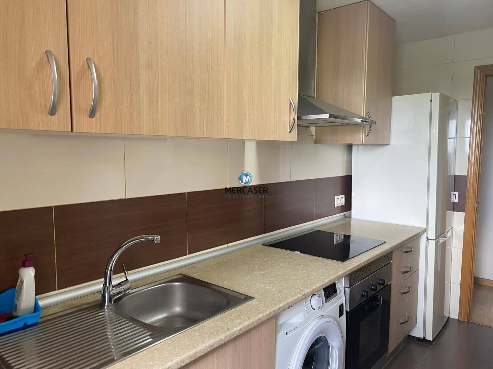 Piso de 1 habitación en Alcalá de Henares en alquiler con garaje - 900 € (Ref: 9911109)