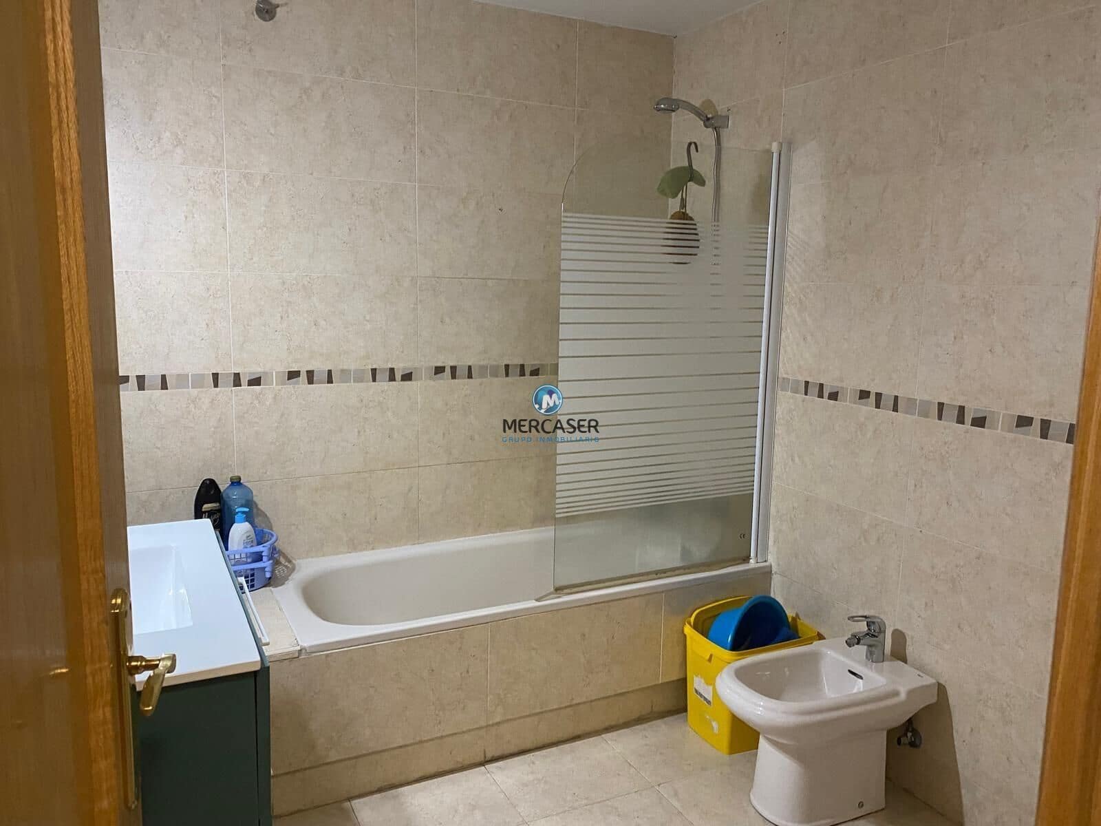 Piso de 1 habitación en Alcalá de Henares en alquiler con garaje - 900 € (Ref: 9911109)