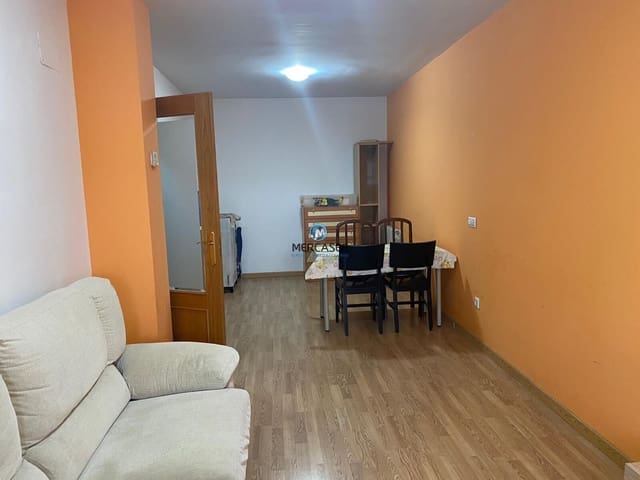 Piso de 1 habitación en Alcalá de Henares en alquiler con garaje - 900 € (Ref: 9911109)