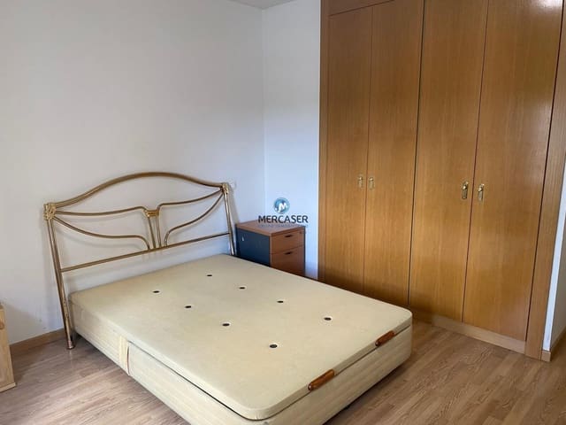 Piso de 1 habitación en Alcalá de Henares en alquiler con garaje - 900 € (Ref: 9911109)