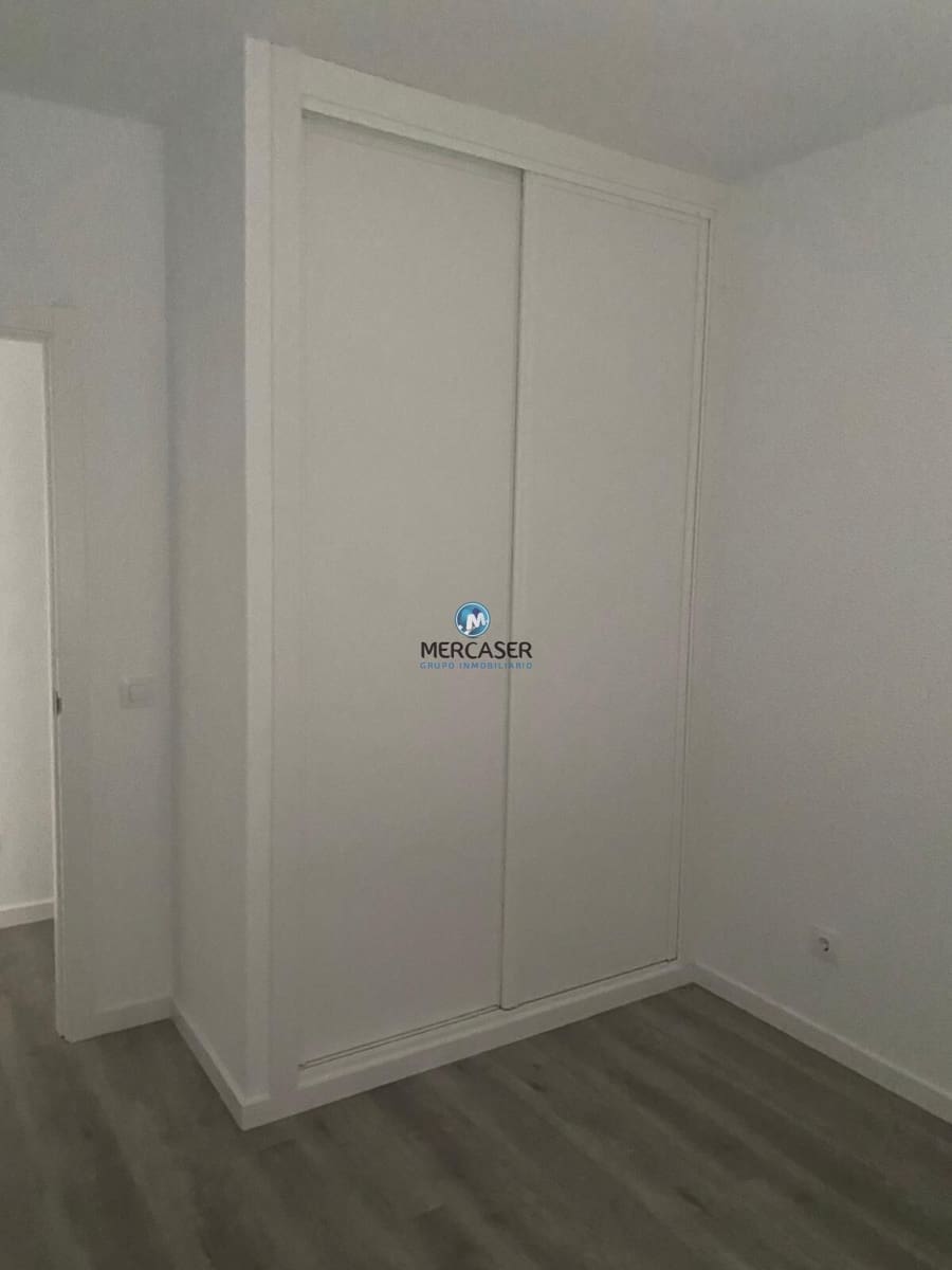 3 bedroom Flat for rent in Meco with pool garage - € 1,200 (Ref: 9920458)