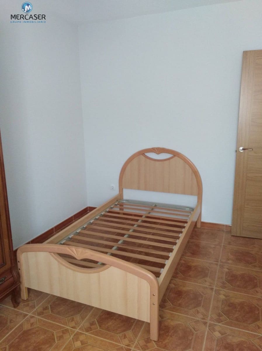 2 bedroom Flat for rent in Alcala de Henares - € 1,050 (Ref: 9920459)
