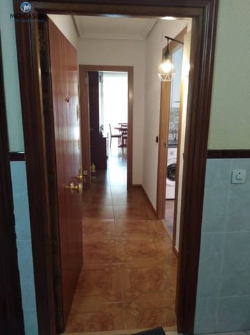 2 bedroom Flat for rent in Alcalá de Henares - € 1,050 (Ref: 9920459)