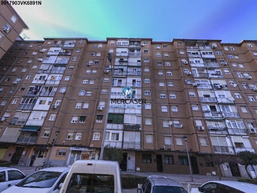 3 bedroom Flat for sale in Alcala de Henares - € 153,500 (Ref: 9920460)