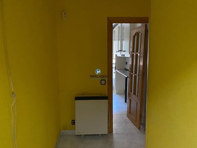 Piso de 3 habitaciones en Alcalá de Henares en venta - 153.500 € (Ref: 9920460)
