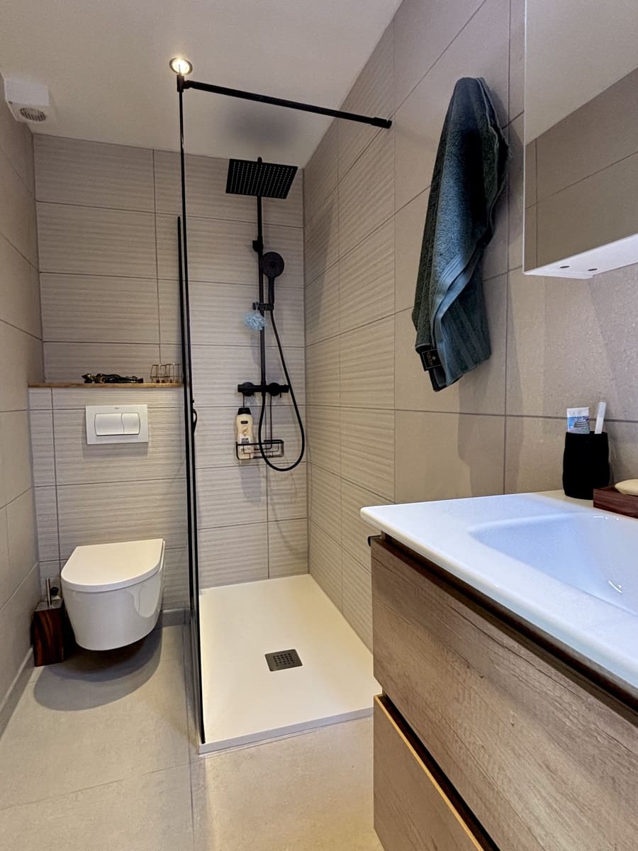 1 slaapkamer Appartement te koop in Torrevieja met zwembad - € 150.000 (Ref: 9638016)