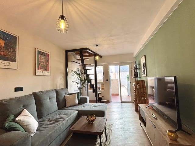 1 slaapkamer Appartement te koop in Playa de los Locos, Torrevieja met zwembad - € 150.000 (Ref: 9638016)