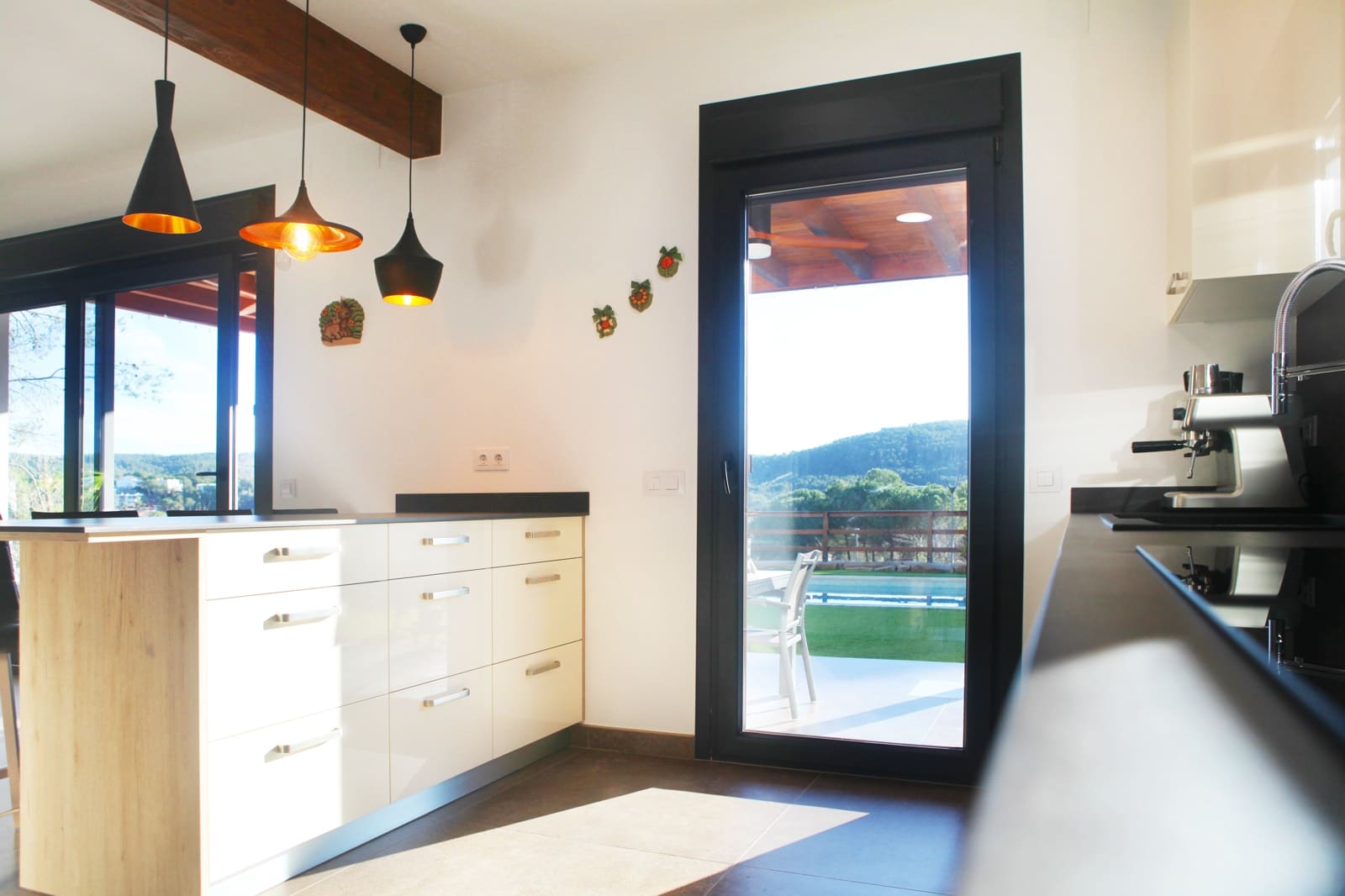 5 chambre Finca/Maison de Campagne à vendre à Begues avec piscine - 890 000 € (Ref: 9634900)