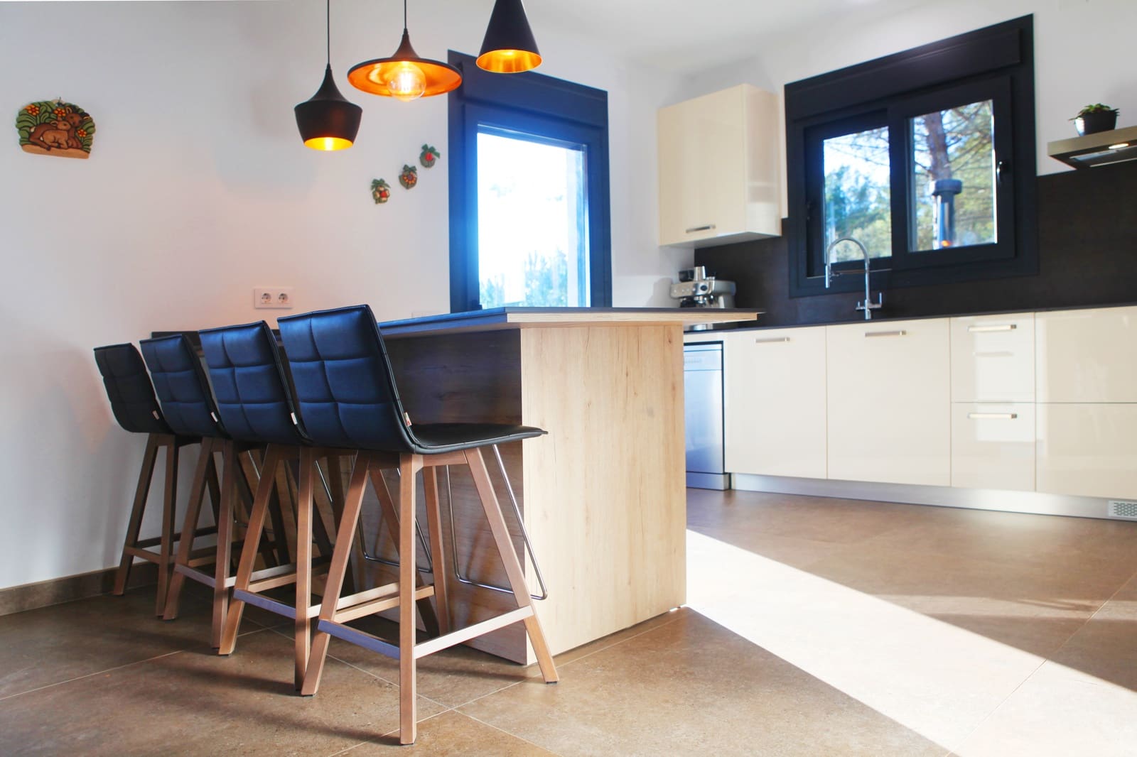 5 chambre Finca/Maison de Campagne à vendre à Begues avec piscine - 890 000 € (Ref: 9634900)