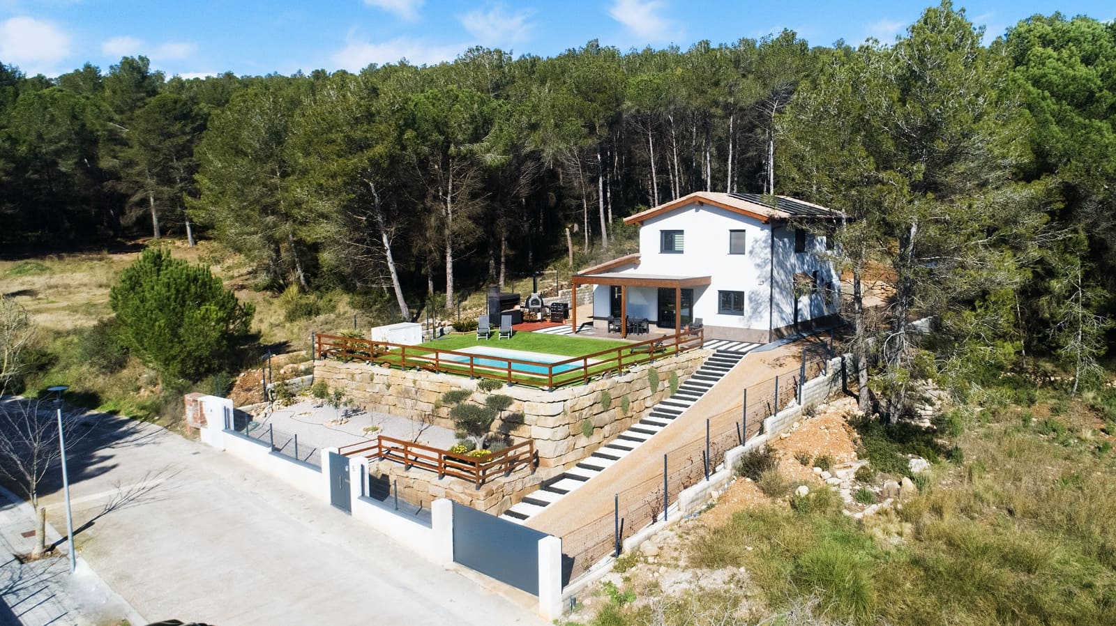 5 chambre Finca/Maison de Campagne à vendre à Begues avec piscine - 890 000 € (Ref: 9634900)