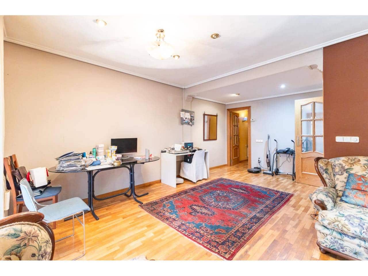 4 slaapkamer Flat te koop in Valencia stad met garage - € 450.000 (Ref: 9671032)