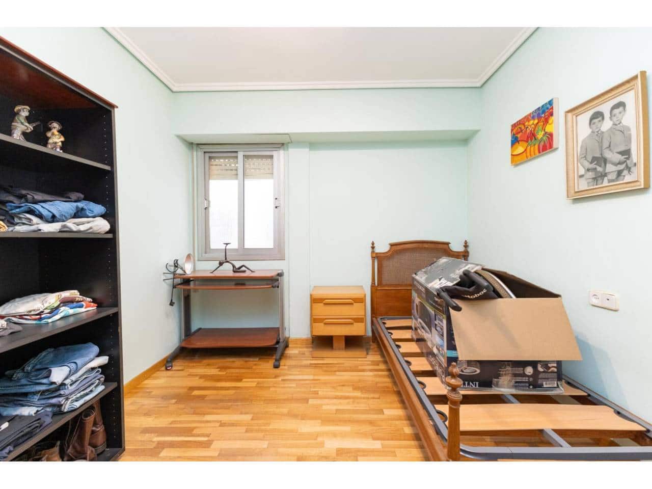 4 slaapkamer Flat te koop in Valencia stad met garage - € 450.000 (Ref: 9671032)