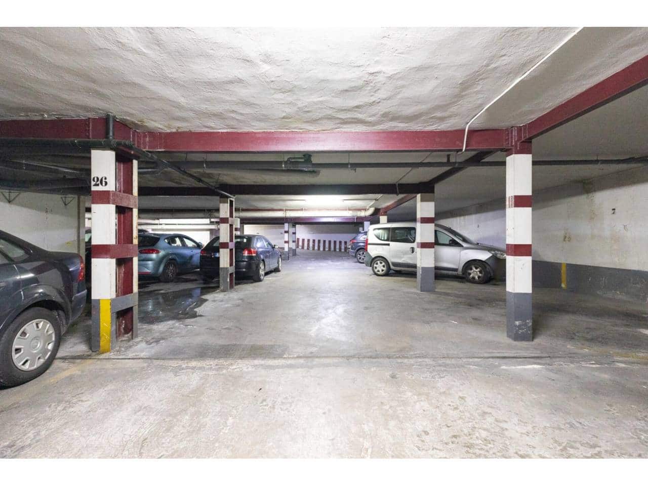 4 slaapkamer Flat te koop in Valencia stad met garage - € 450.000 (Ref: 9671032)