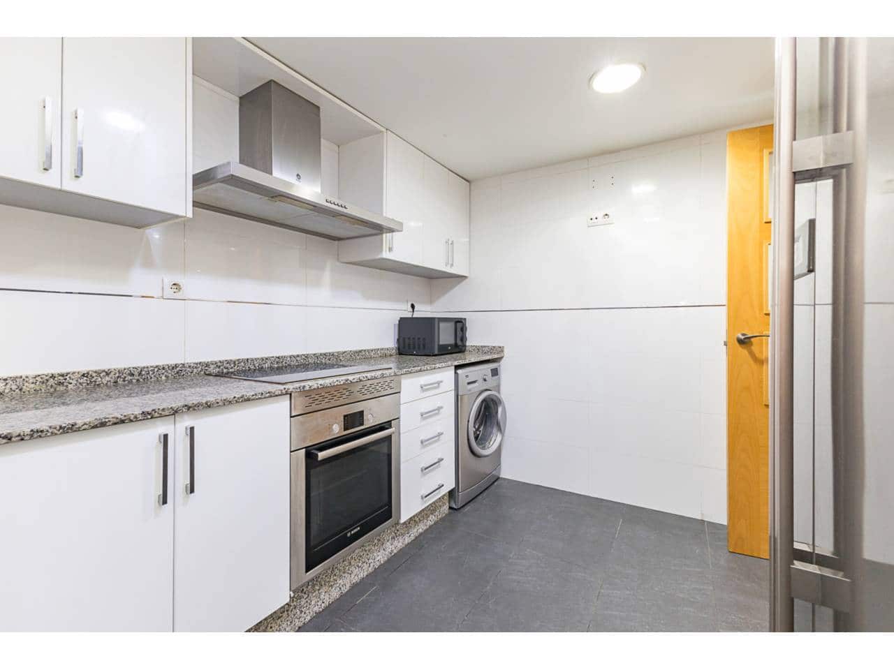 2 camera da letto Appartamento da affittare in Valencia citta - 1.000 € (Rif: 9671033)