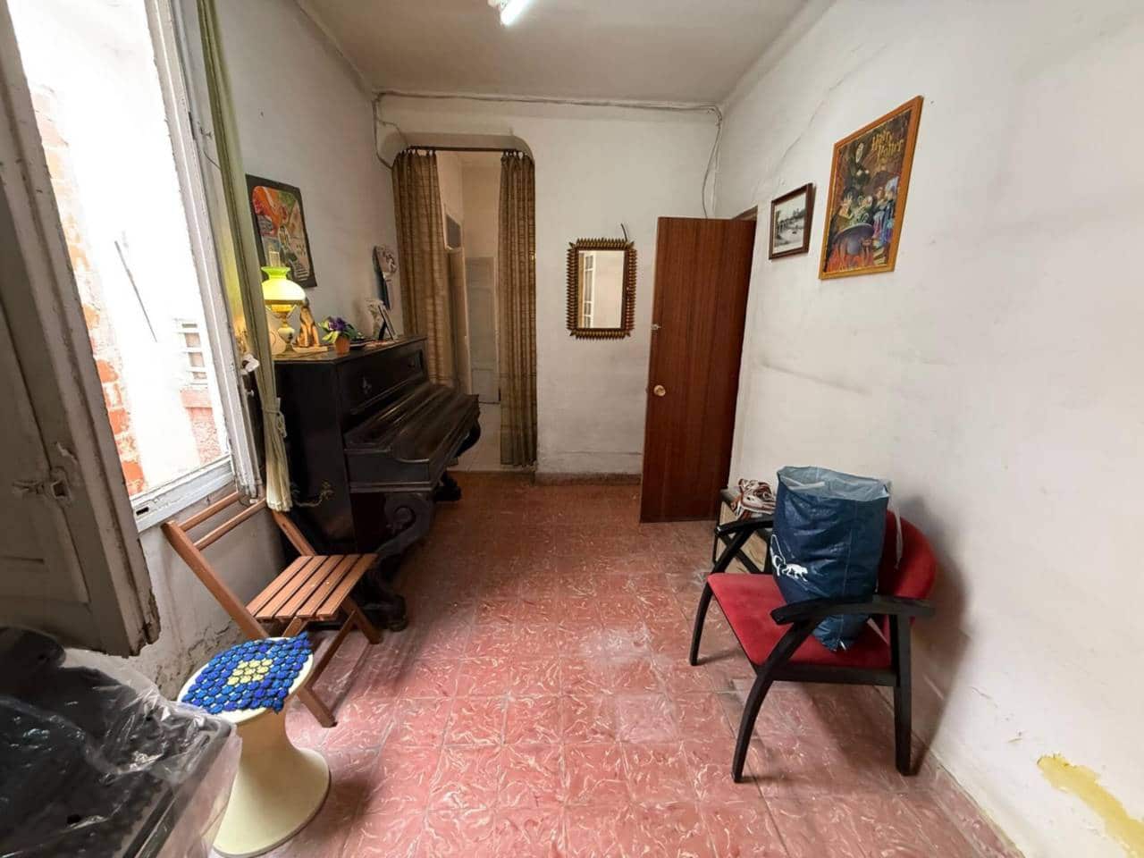 6 bedroom Terraced Villa for sale in Valencia city with garage - € 490,000 (Ref: 9671035)