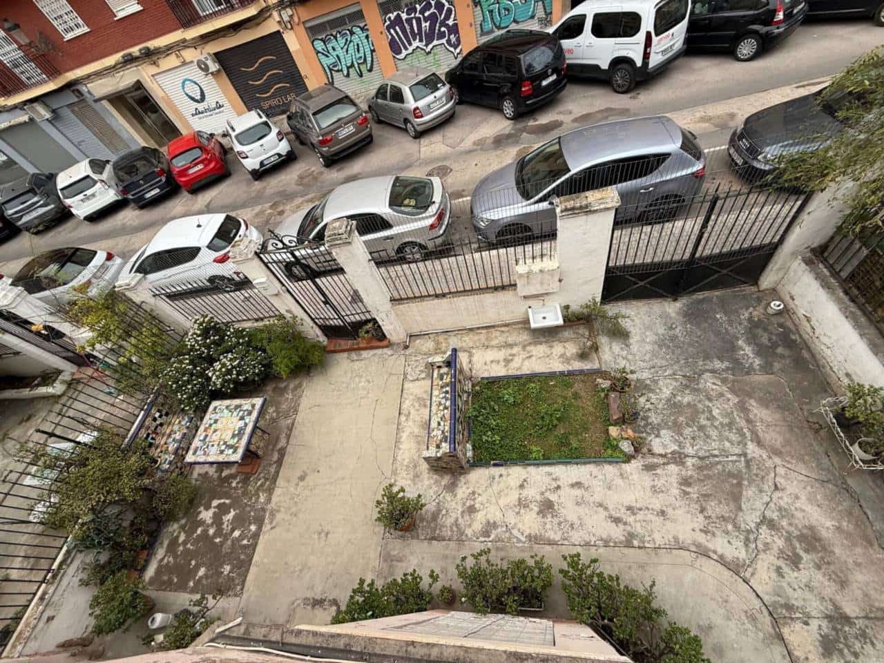 6 bedroom Terraced Villa for sale in Valencia city with garage - € 490,000 (Ref: 9671035)