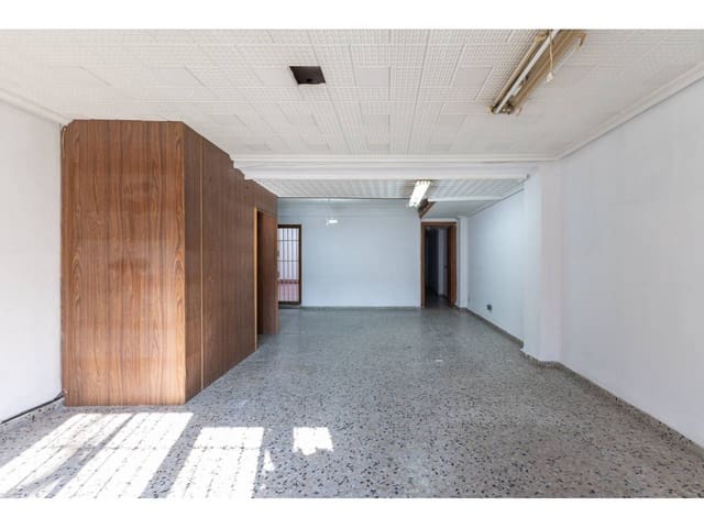 4 sovrum Lägenhet till salu i Valencia stad - 275 000 € (Ref: 9671036)