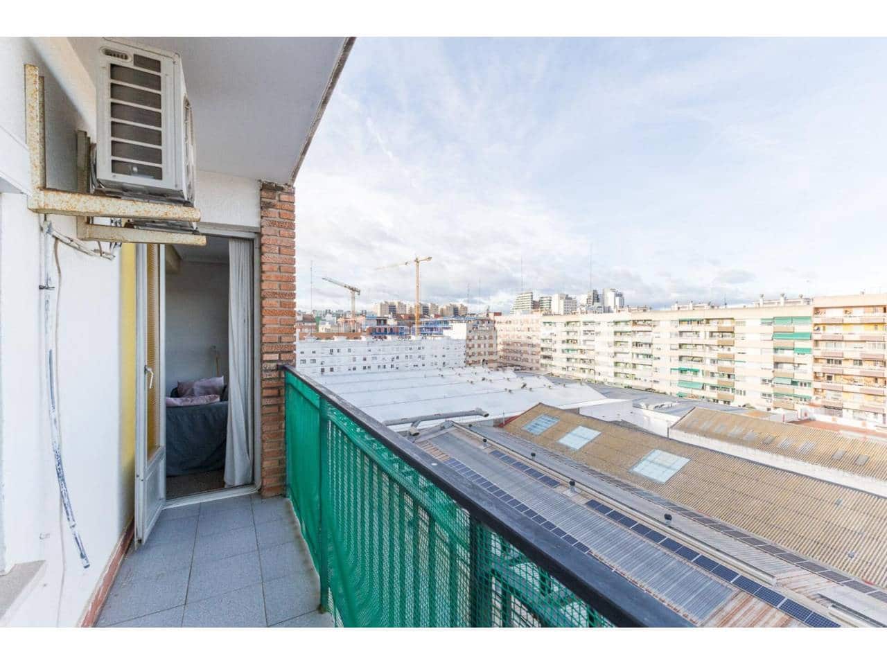 3 slaapkamer Flat te koop in Valencia stad - € 295.000 (Ref: 9671037)