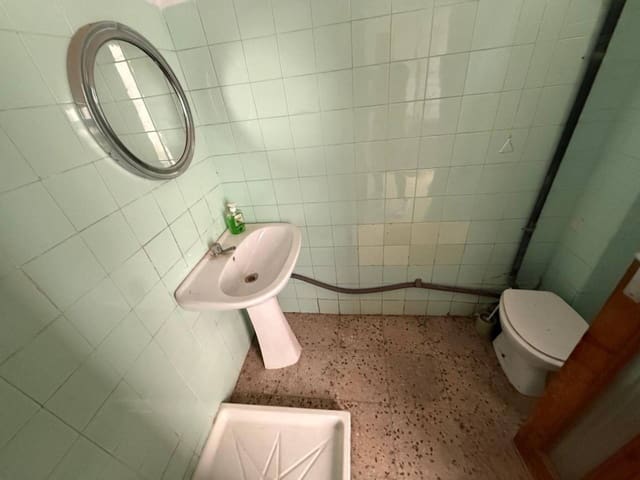 Gewerbe zu verkaufen in València Stadt - 89.000 € (Ref: 9671046)