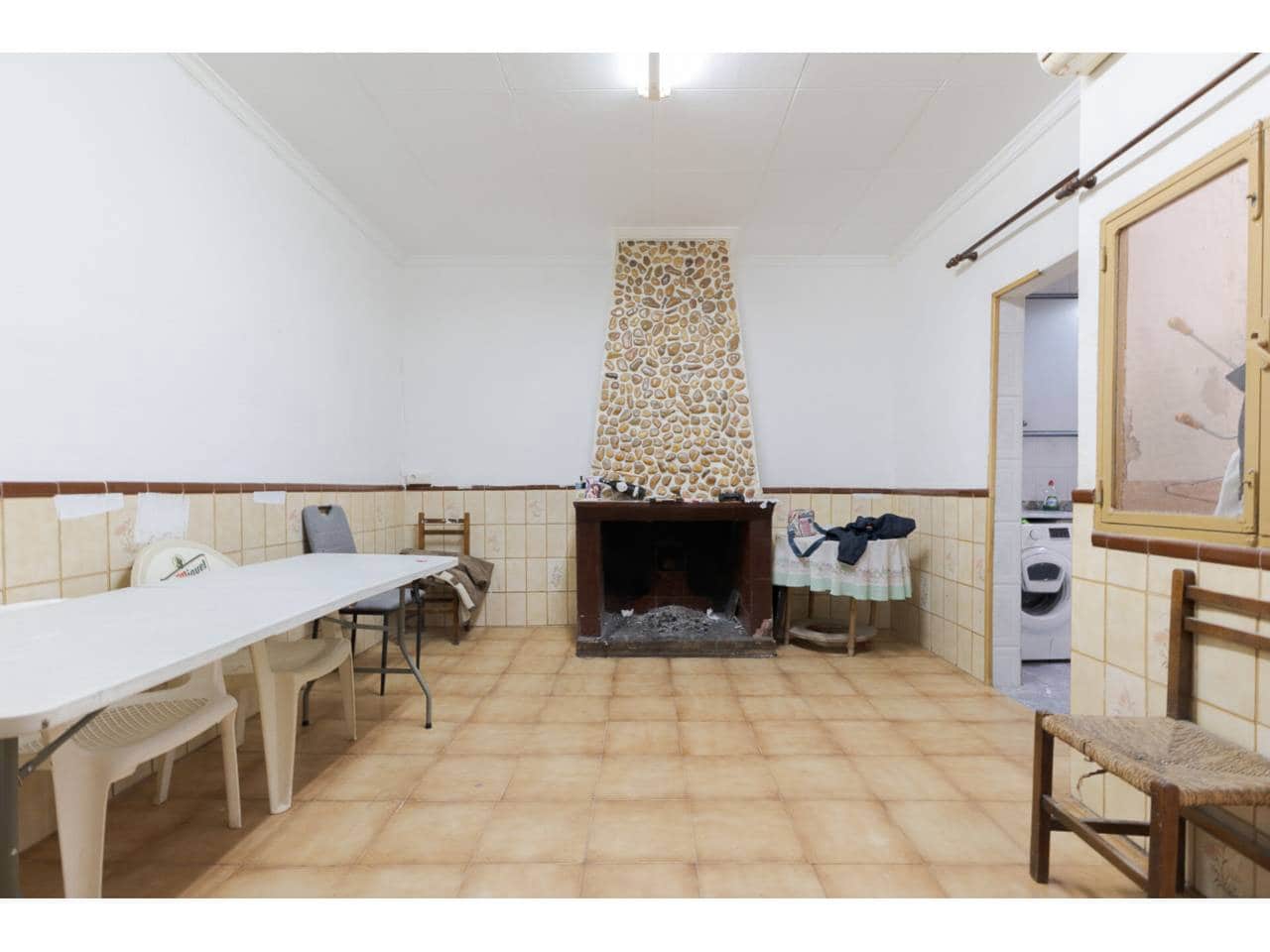 3 bedroom Townhouse for sale in L'Alcudia - € 135,000 (Ref: 9671050)