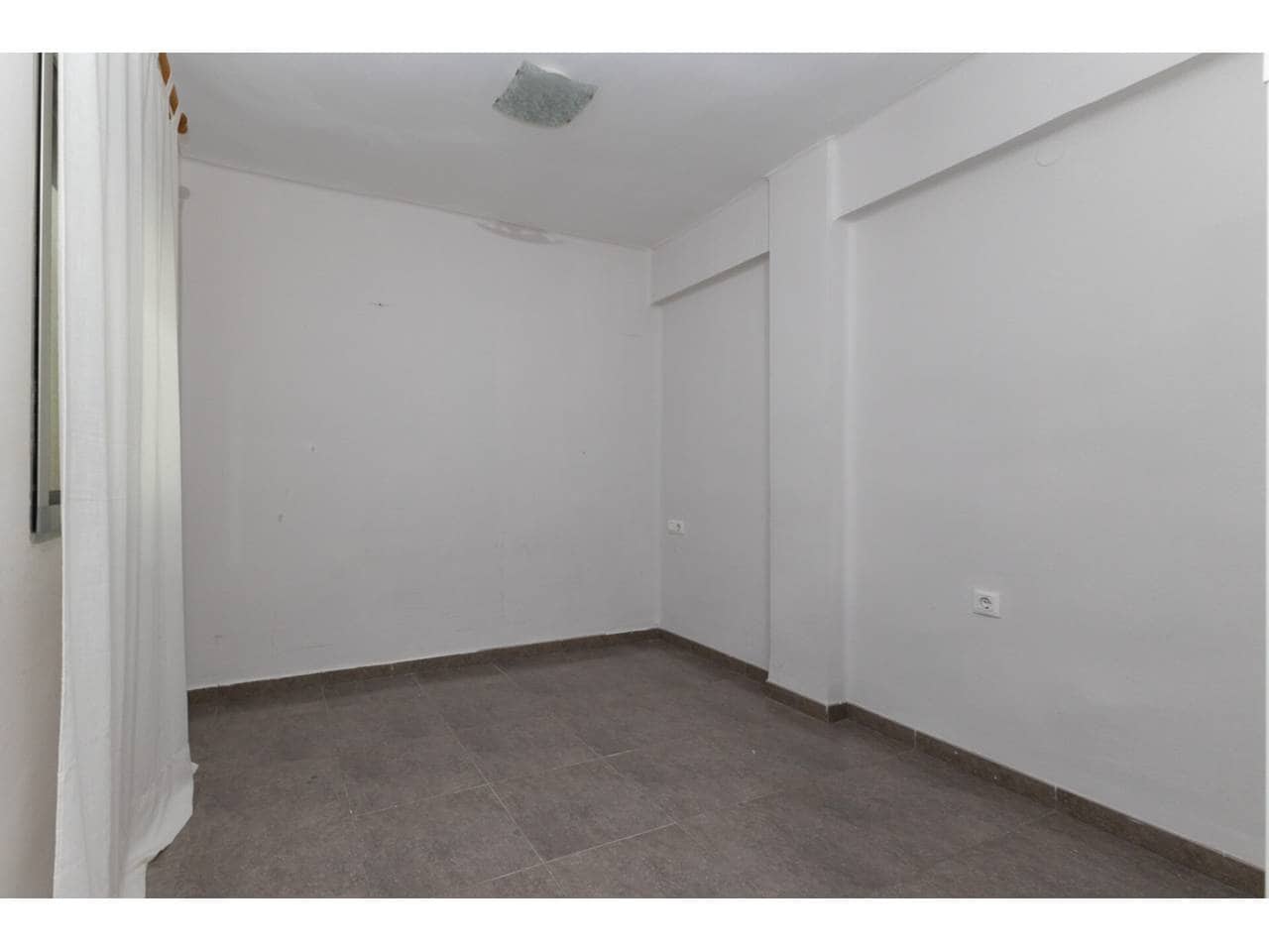 2 Zimmer Wohnung zu verkaufen in Paterna - 159.000 € (Ref: 9671052)