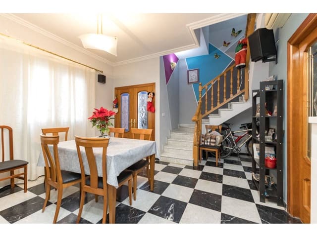 4 sovrum Hus till salu i Valencia stad - 660 000 € (Ref: 9671053)