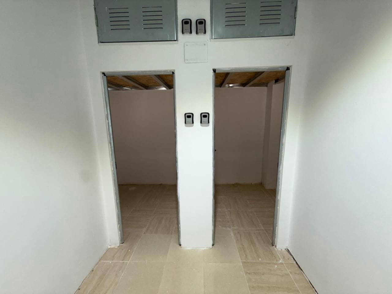 28 Zimmer Gewerbe zu verkaufen in Valencia Stadt - 150.000 € (Ref: 9671056)