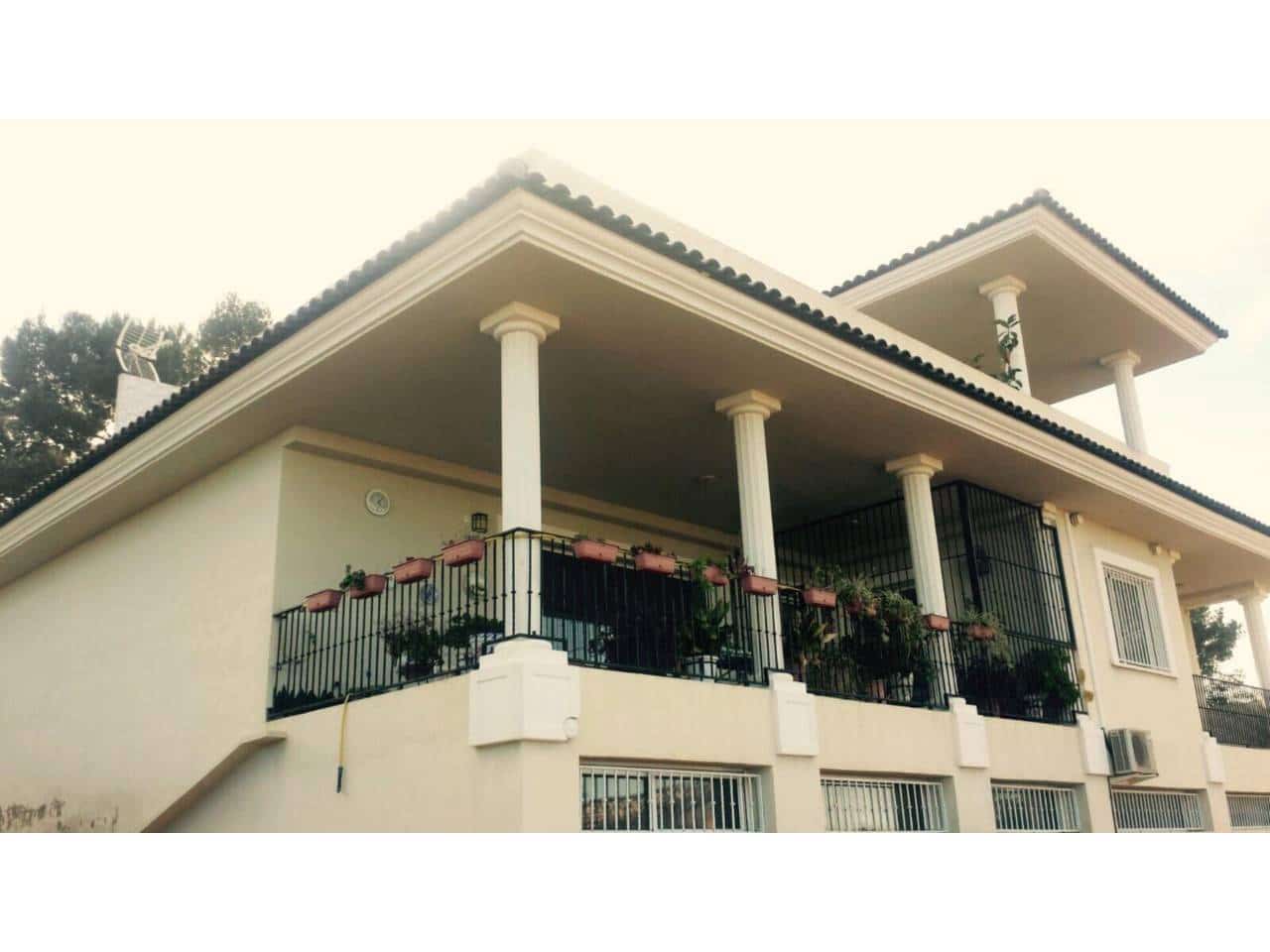 4 soverom Villa til salgs i Picassent med garasje - € 795 000 (Ref: 9671057)