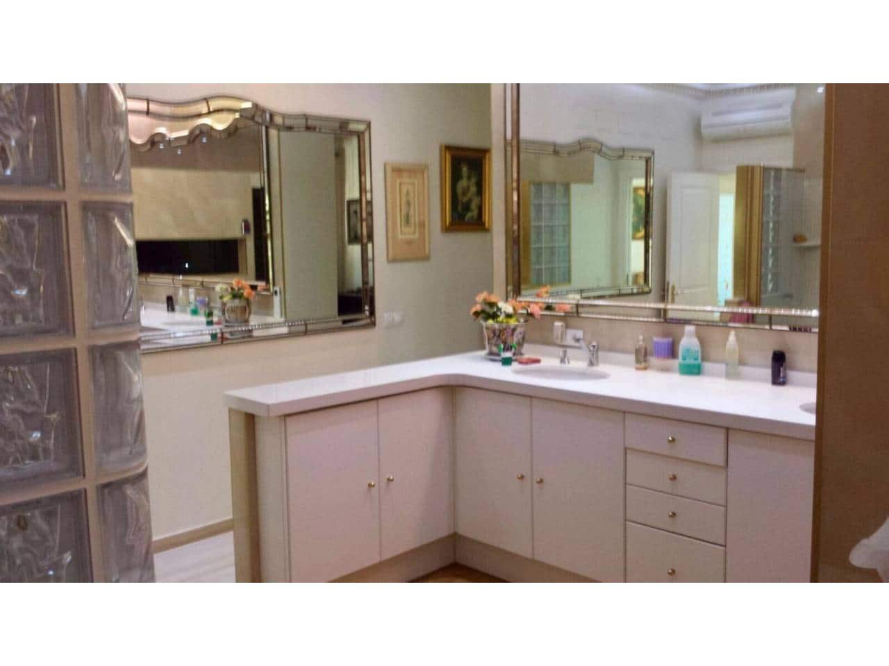 4 soverom Villa til salgs i Picassent med garasje - € 795 000 (Ref: 9671057)