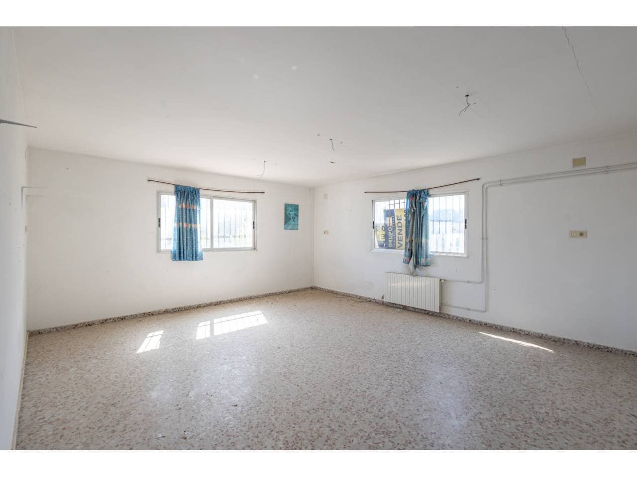 6 quarto Moradia para venda em Manises com garagem - 370 000 € (Ref: 9671059)